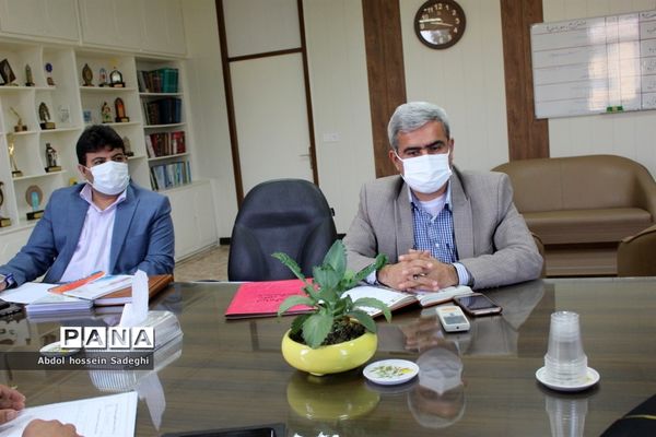 جلسه میز کارشهرستان‌ها و مناطق  معاونت پرورشی و فرهنگی آموزش و پرورش استان بوشهر