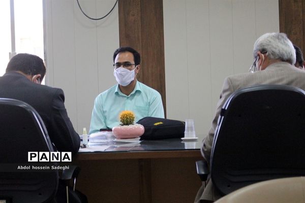 جلسه میز کارشهرستان‌ها و مناطق  معاونت پرورشی و فرهنگی آموزش و پرورش استان بوشهر