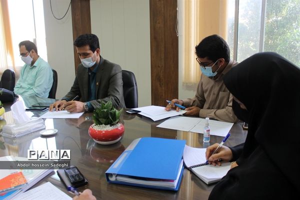 جلسه میز کارشهرستان‌ها و مناطق  معاونت پرورشی و فرهنگی آموزش و پرورش استان بوشهر