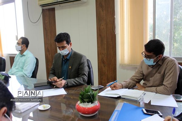 جلسه میز کارشهرستان‌ها و مناطق  معاونت پرورشی و فرهنگی آموزش و پرورش استان بوشهر