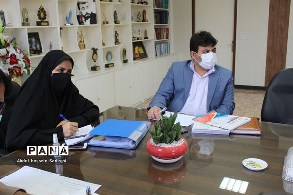 جلسه میز کارشهرستان‌ها و مناطق  معاونت پرورشی و فرهنگی آموزش و پرورش استان بوشهر