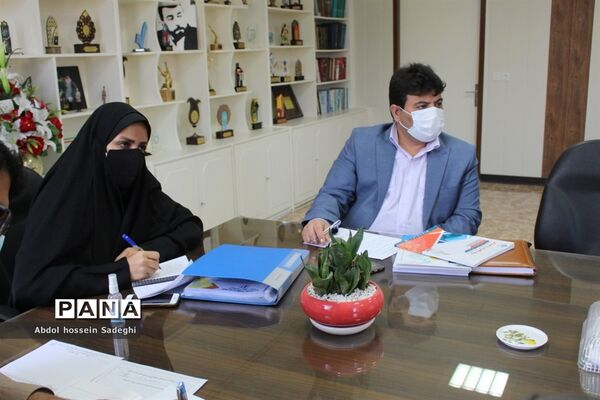 جلسه میز کارشهرستان‌ها و مناطق  معاونت پرورشی و فرهنگی آموزش و پرورش استان بوشهر