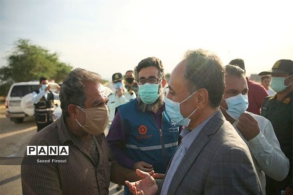 بازدید معاون سیاسی، امنیتی و اجتماعی استاندار بوشهر از مناطق زلزله  گناوه