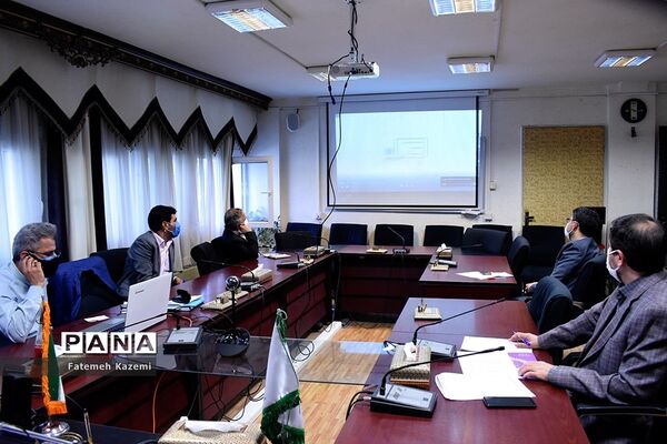اولین نشست اداره کل امور تربیتی، مشاوره و مراقبت در برابر آسیب‌های اجتماعی در سال ۱۴۰۰