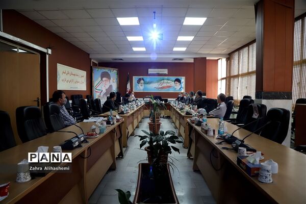 جلسه کارگروه ماده ۱۸ سرویس حمل و نقل دانش‌آموزی شهر تهران