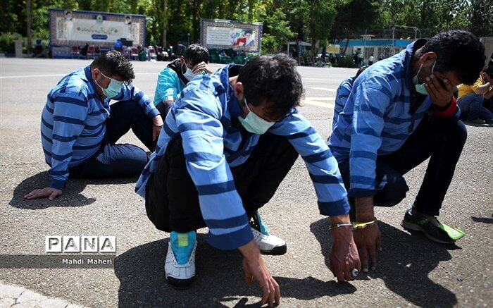 دستگیری ۲۰ فروشنده سوالات کنکور