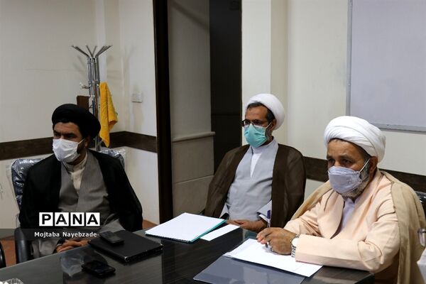 نشست هم اندیشی  با هدف تولید محتوا برای کودکان پیش دبستانی و دبستانی در مشهد