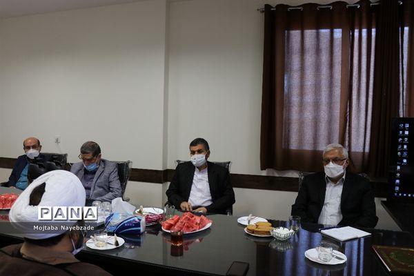 نشست هم اندیشی  با هدف تولید محتوا برای کودکان پیش دبستانی و دبستانی در مشهد