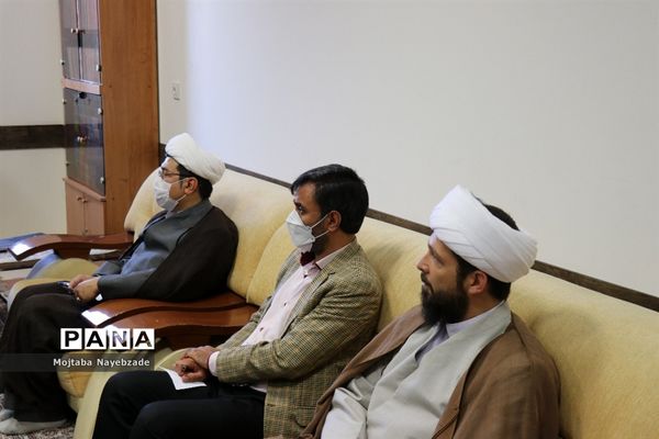 نشست هم اندیشی  با هدف تولید محتوا برای کودکان پیش دبستانی و دبستانی در مشهد