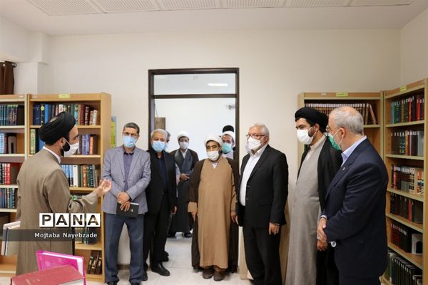 نشست هم اندیشی  با هدف تولید محتوا برای کودکان پیش دبستانی و دبستانی در مشهد