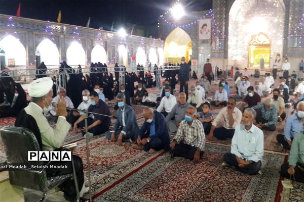 حضور پرشور مردم  کاشمر در پنجشنبه شب در امامزاده سید حمزه