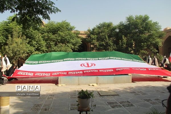 آیین اختتامیه جشنواره تابستان شاد و افتتاحیه جشنواره پنجره‌های امید در رباط‌کریم