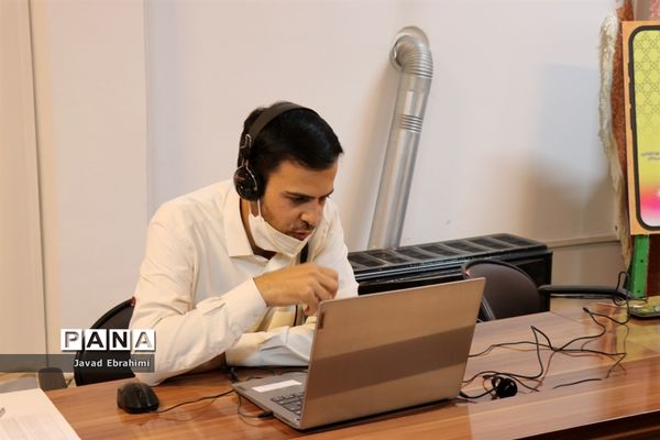 مانور ارتباط تصویری با راه یافتگان به مرحله نهایی مسابقات قرآن عترت و نماز فرهنگیان کشور