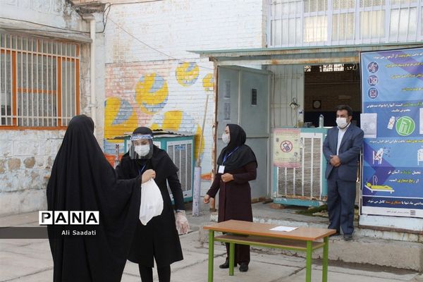 بازدید مدیرکل آموزش و پرورش خراسان‌رضوی  از روند برگزاری کنکور سراسری در کلات