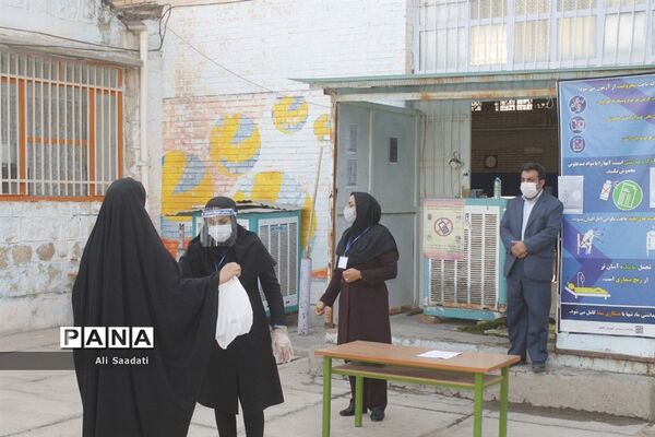 بازدید مدیرکل آموزش و پرورش خراسان‌رضوی  از روند برگزاری کنکور سراسری در کلات
