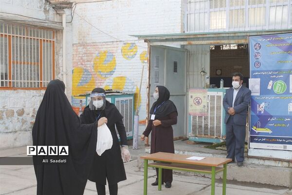 بازدید مدیرکل آموزش و پرورش خراسان‌رضوی  از روند برگزاری کنکور سراسری در کلات