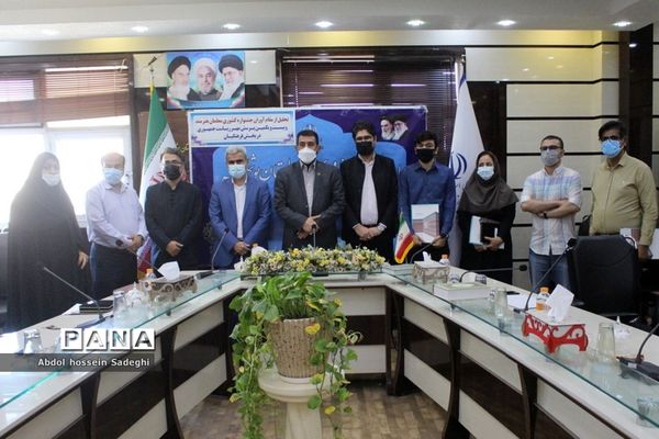 تجلیل از مقام آوران جشنواره کشوری معلمان هنرمند استان بوشهر