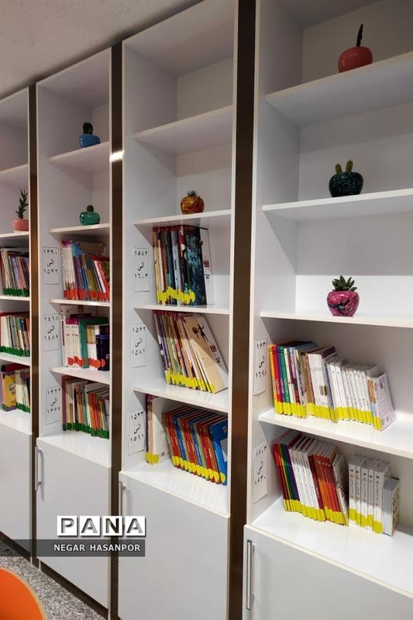 افتتاح کتابخانه در دبستان مهندس بابایی فلاورجان