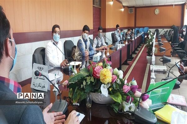 جلسه توجیهی خبرنگاران پانا کاشمر و اهدای گواهی دوره آموزش مجازی خبرنگاری کشوری