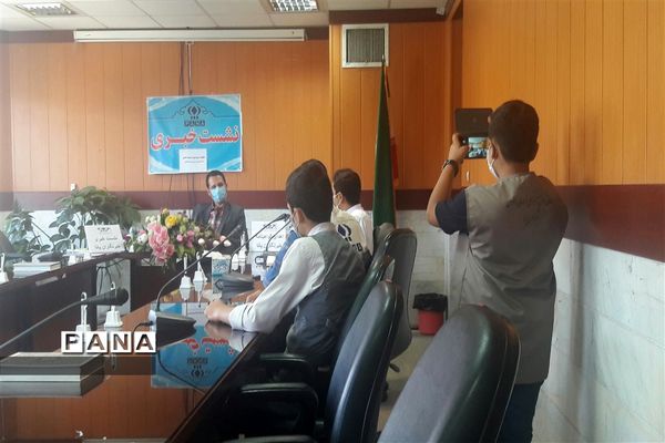 جلسه توجیهی خبرنگاران پانا کاشمر و اهدای گواهی دوره آموزش مجازی خبرنگاری کشوری