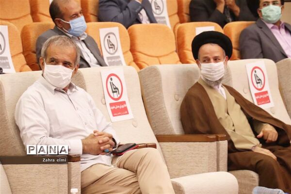 افتتاح خوابگاه  دانشجویی تلاش با حضور وزیر بهداشت در تبریز