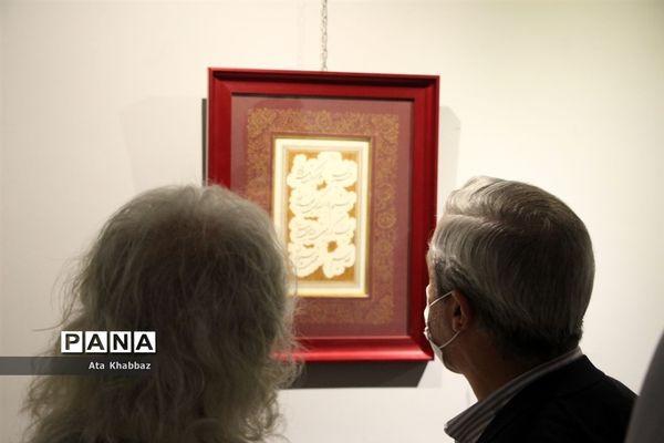 برگزاری نمایشگاه خطاطی تبریز در روز قلم