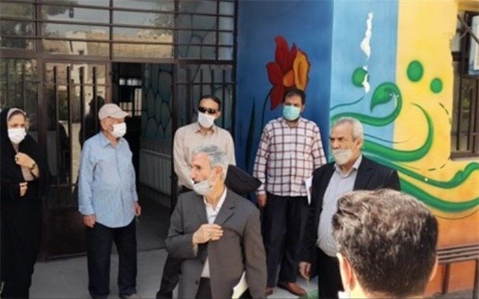 بازدید خیر‌ مدرسه ساز از روند تکمیلی مدرسه عترت شهرستان قرچک