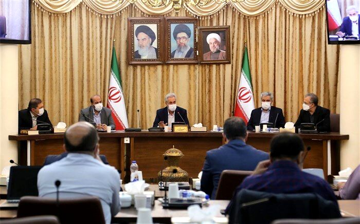 همه دستگاه‌ها برای عبور از شرایط فعلی همکاری کنند