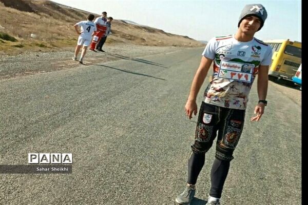کسب مقام اول مانع 400متر و مقام سوم تیمی در مسابقات دوومیدانی نوجوانان کشورتوسط نوجوان ملاردی