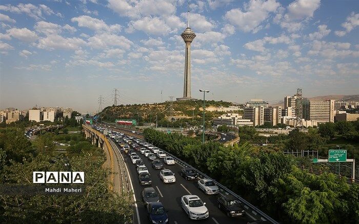 ترافیک سنگین در 11 بزرگراه تهران