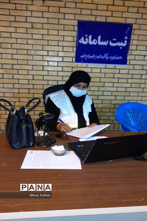 کمک داوطلبانه بسیجیان در مراکز واکسیناسیون سیستان و بلوچستان