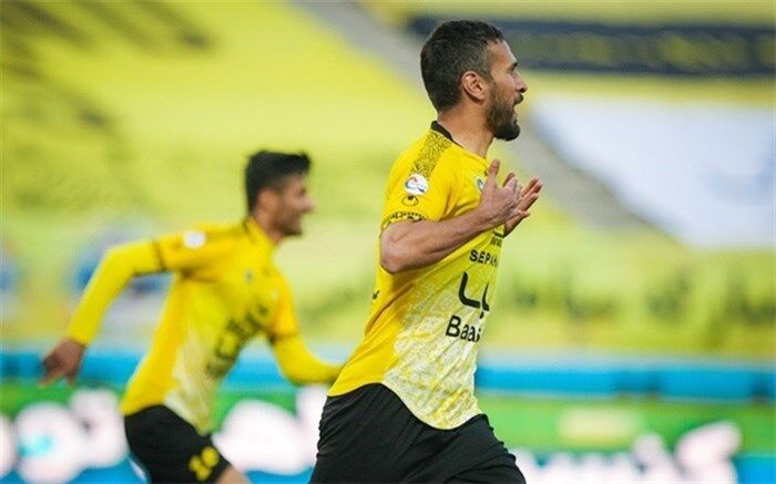 لیگ برتر ایران؛ سپاهان دوئل قهرمانی را داغ نگه داشت
