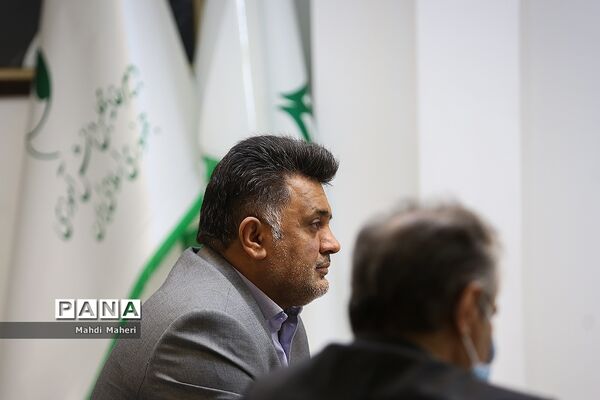 نشست کمیسیون های تخصصی مجلس دانش آموزی