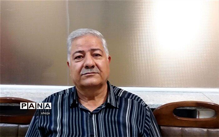 معلم باید متعهد و در کارش خلوص نیت داشته باشد