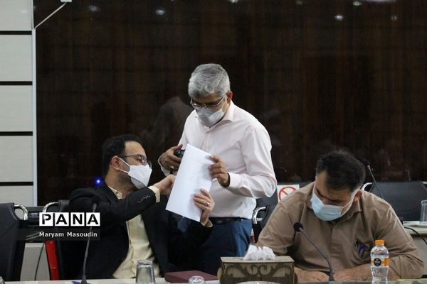 جلسه دبیرخانه کشوری جشنواره مفلحون در اداره‌کل آموزش و پرورش استان بوشهر