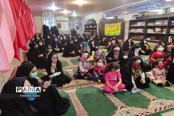برگزاری نشست  بانوان زهرایی در اهواز