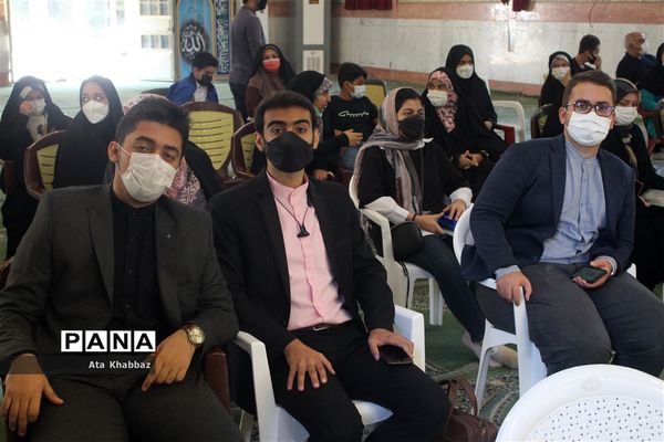 آئین تجلیل از برگزیدگان مسابقه اسطوره های مقاومت آموزش و پرورش در آذربایجان شرقی