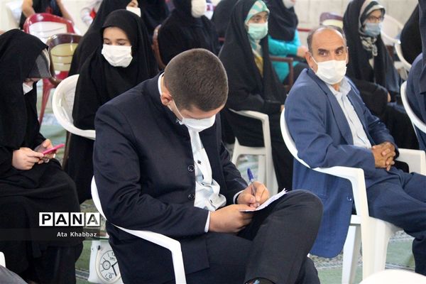 آئین تجلیل از برگزیدگان مسابقه اسطوره های مقاومت آموزش و پرورش در آذربایجان شرقی