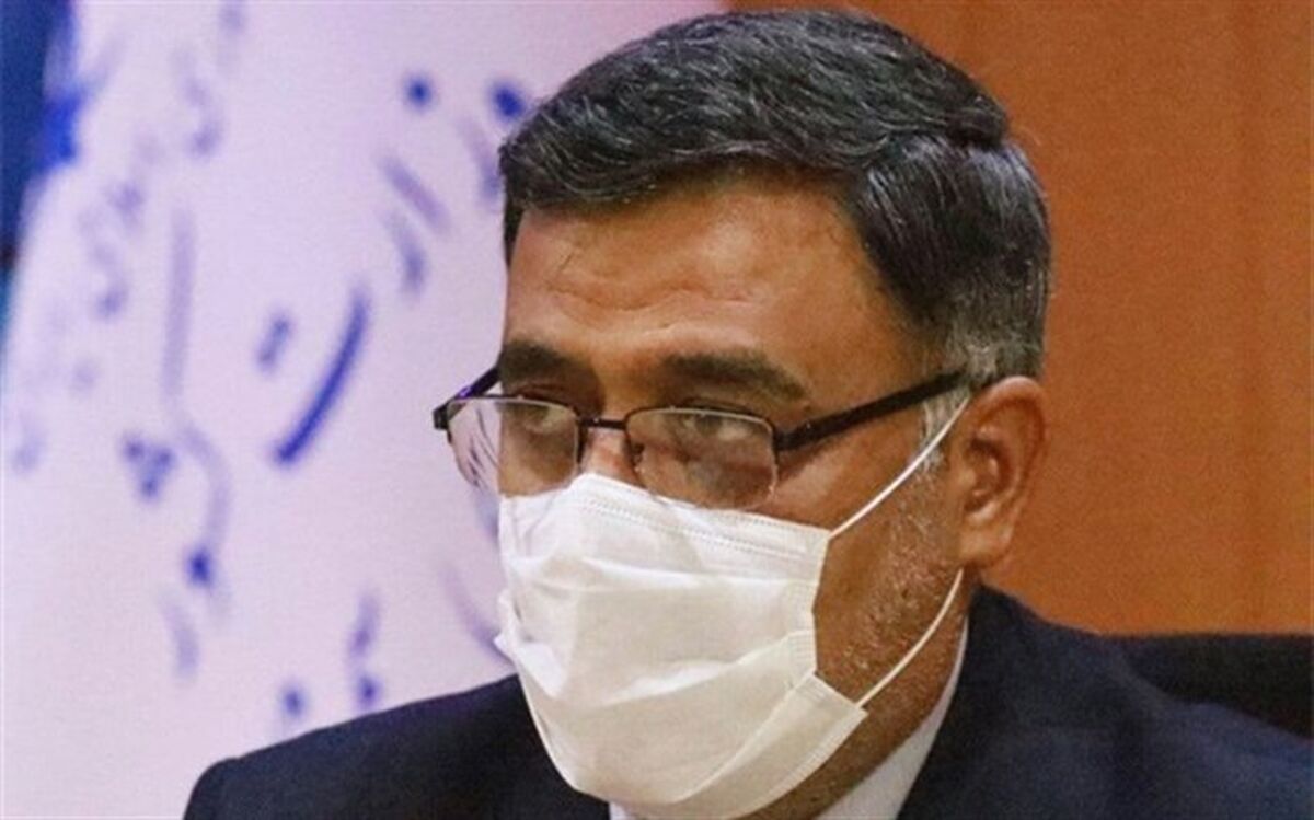 تدوین و انتشار فرهنگ نامه 622 شهید دانش آموز استان سمنان