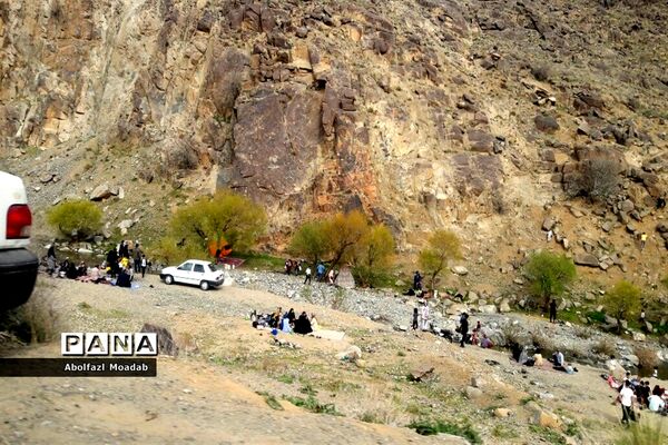 عادی انگاری کرونا در تفریحگاه های کاشمر