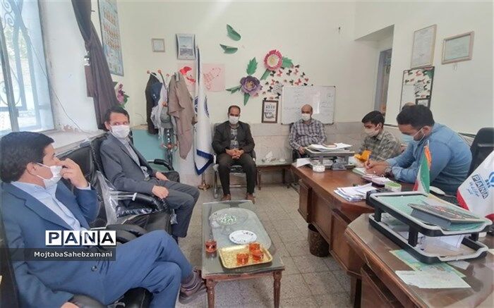 بازدید مدیرآموزش وپرورش از کانون فرهنگی تربیتی لقمان کاشمر