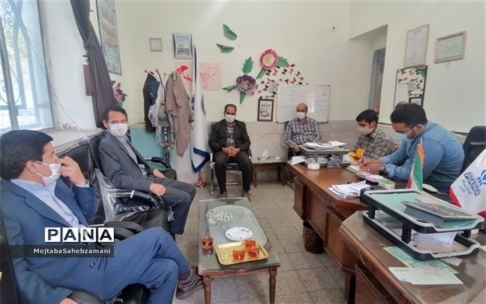 بازدید مدیرآموزش وپرورش از کانون فرهنگی تربیتی لقمان کاشمر