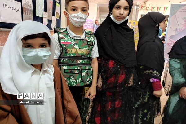 نمایشگاه عرضه محصولات عفاف و حجاب در آموزش و پرورش کارون