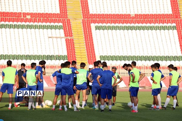 پیگیری تمرینات شاگردان اکبر پور در تبریز