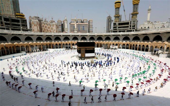 اعمال و مناسک حج در «سرشت نگاه» 