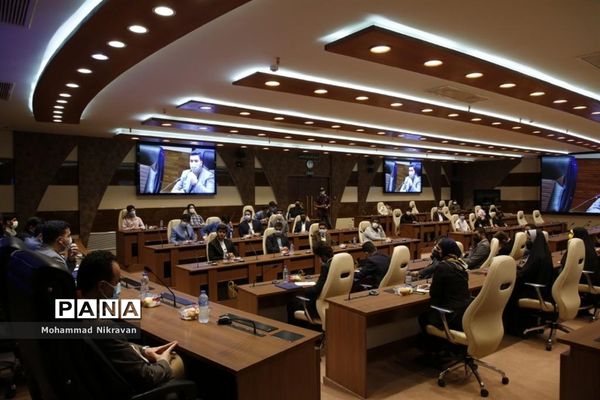 آیین اختتامیه جشنواره ملی مدافعان سلامت ۲