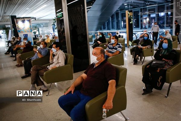 واکسیناسیون کرونا در ایران مال