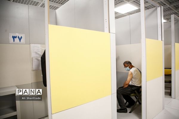 واکسیناسیون کرونا در ایران مال