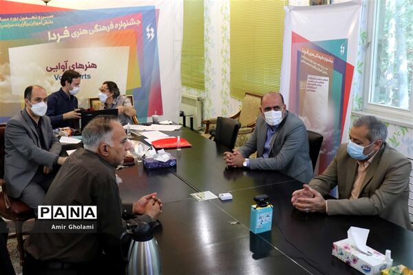بازدید معاون پرورشی و فرهنگی وزارت آموزش و پرورش از روند داوری سی و نهمین دوره جشنواره فرهنگی هنری فردا -۲