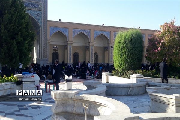 برگزاری قرائت دعای پرفیض عرفه در کاشمر